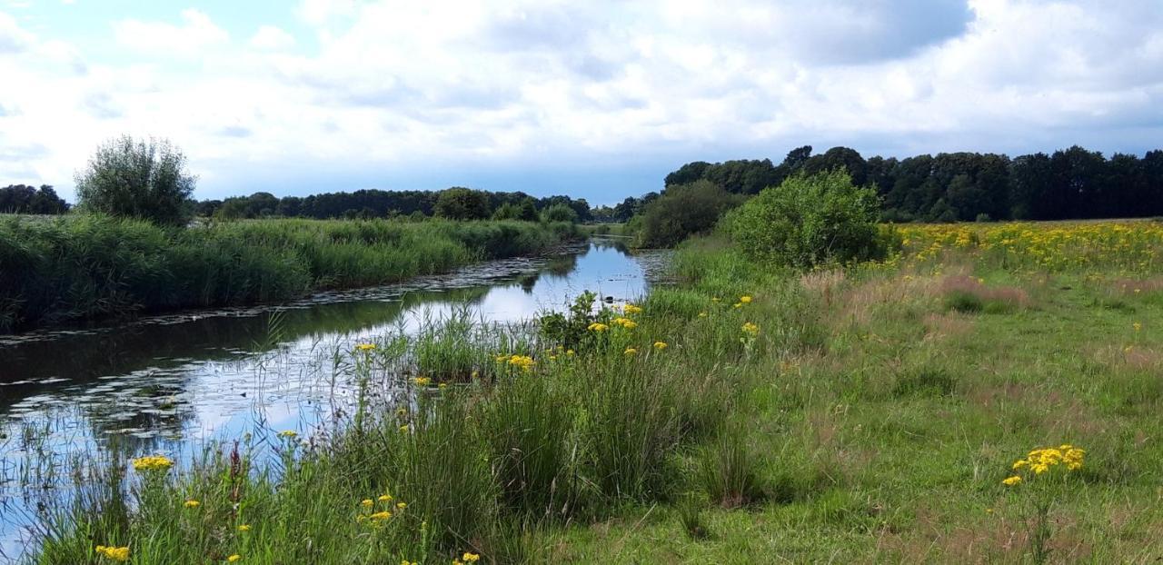 Slaaphuisjes Op Wielen Buitenwedde Westerwolde *